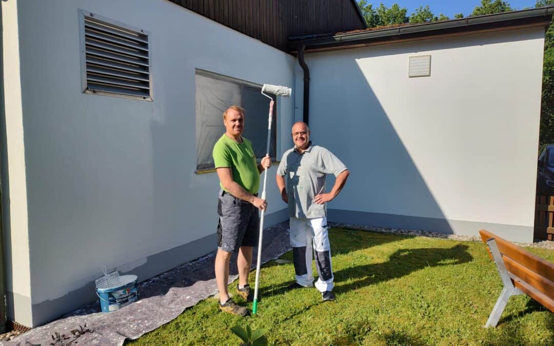 Unsere Fassade strahlt mit der Sonne um die Wette