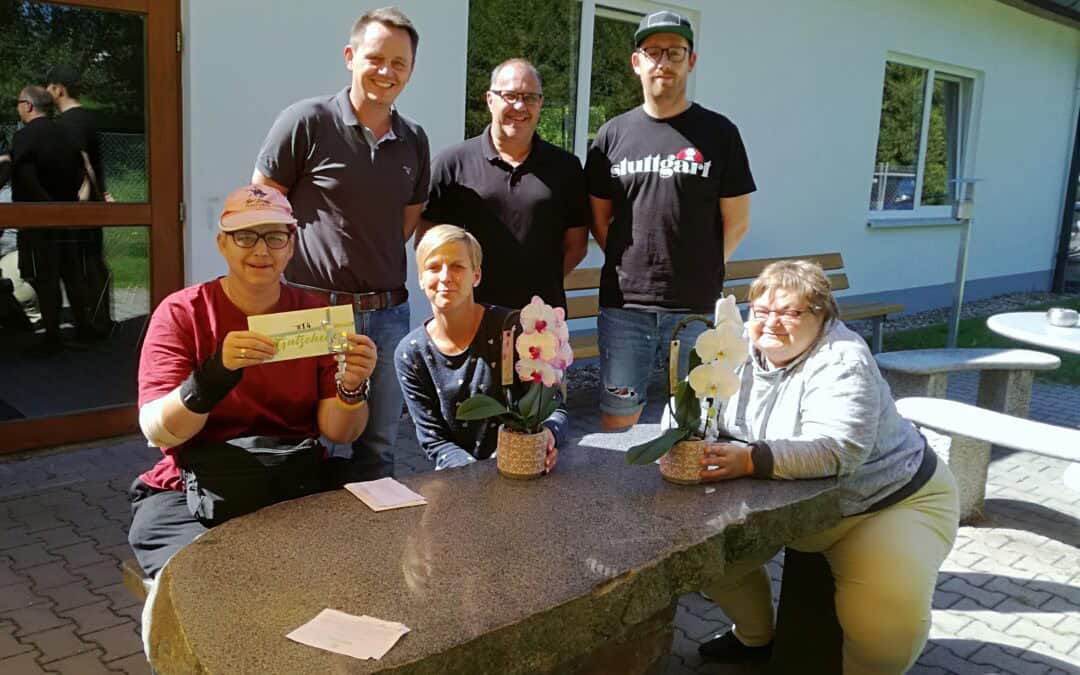 Luftballons fliegen weit