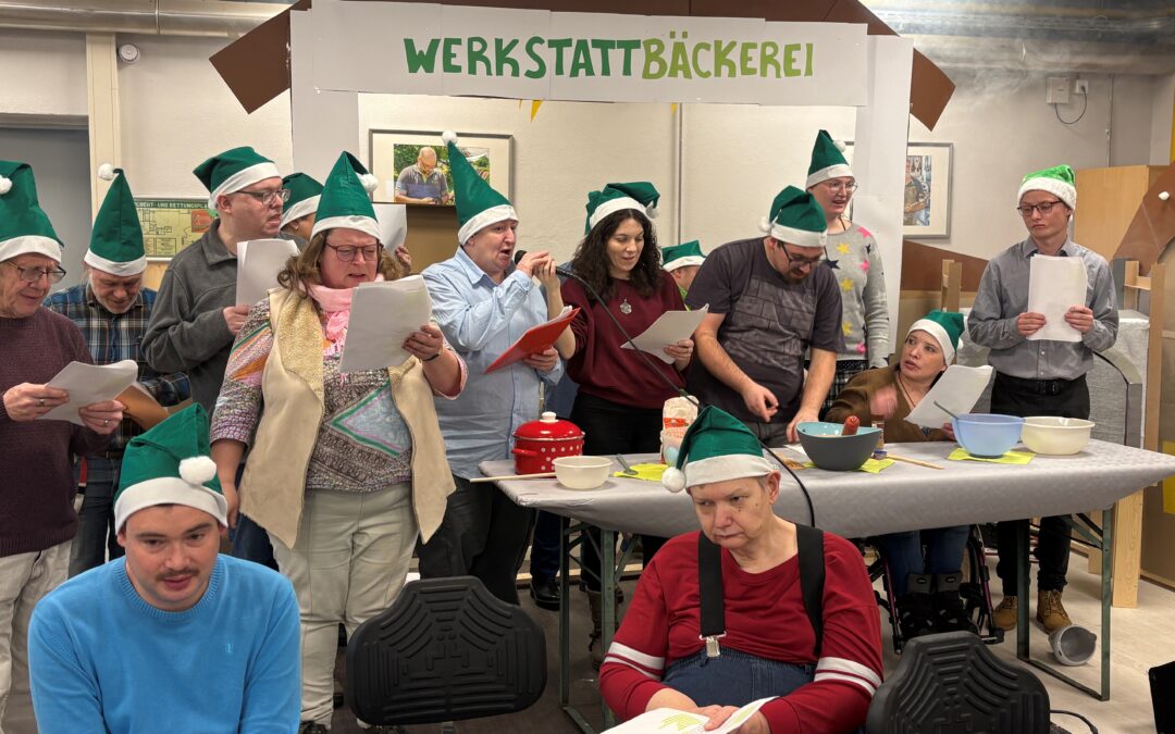 Weihnachtsfeier voller Musik, Tanz und guter Laune